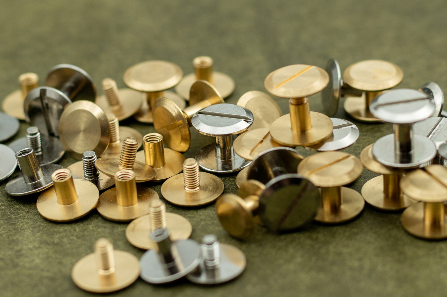 Abbey England Chicago Screws