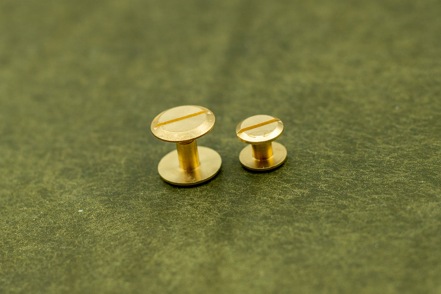 Brass Abbey England Chicago Screws