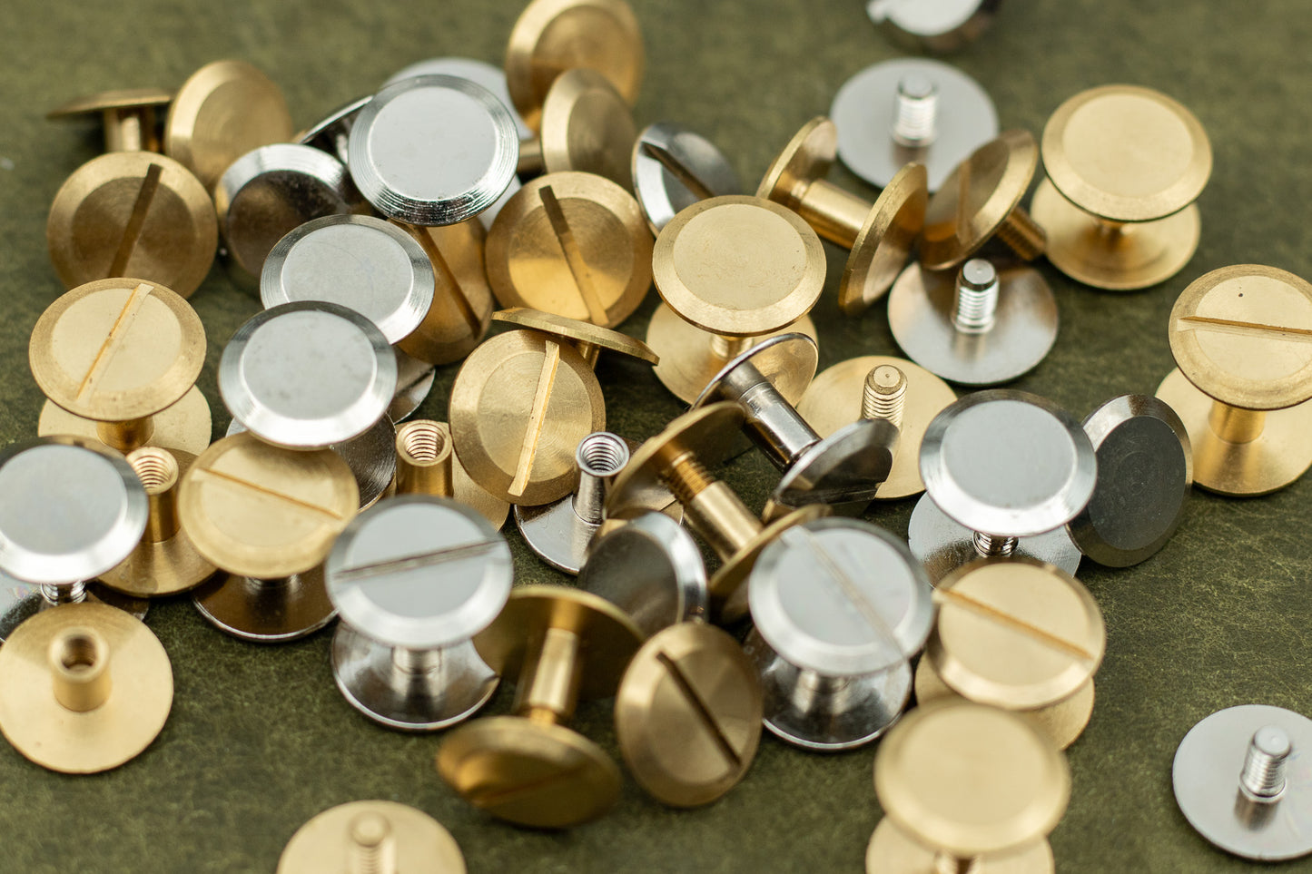 Abbey England Chicago Screws