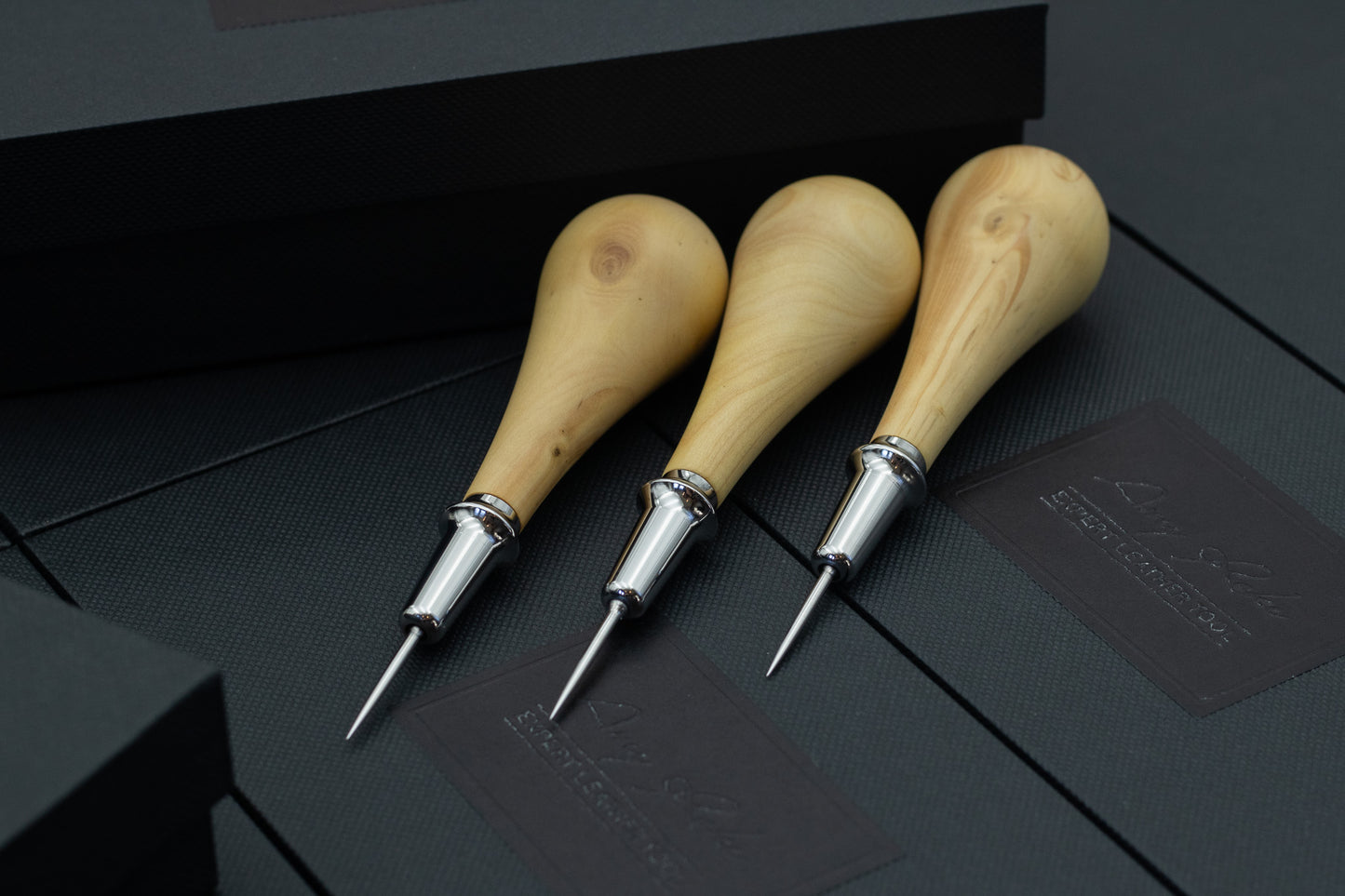 Amy Roke Round Awl – Van Dijk leather supplies