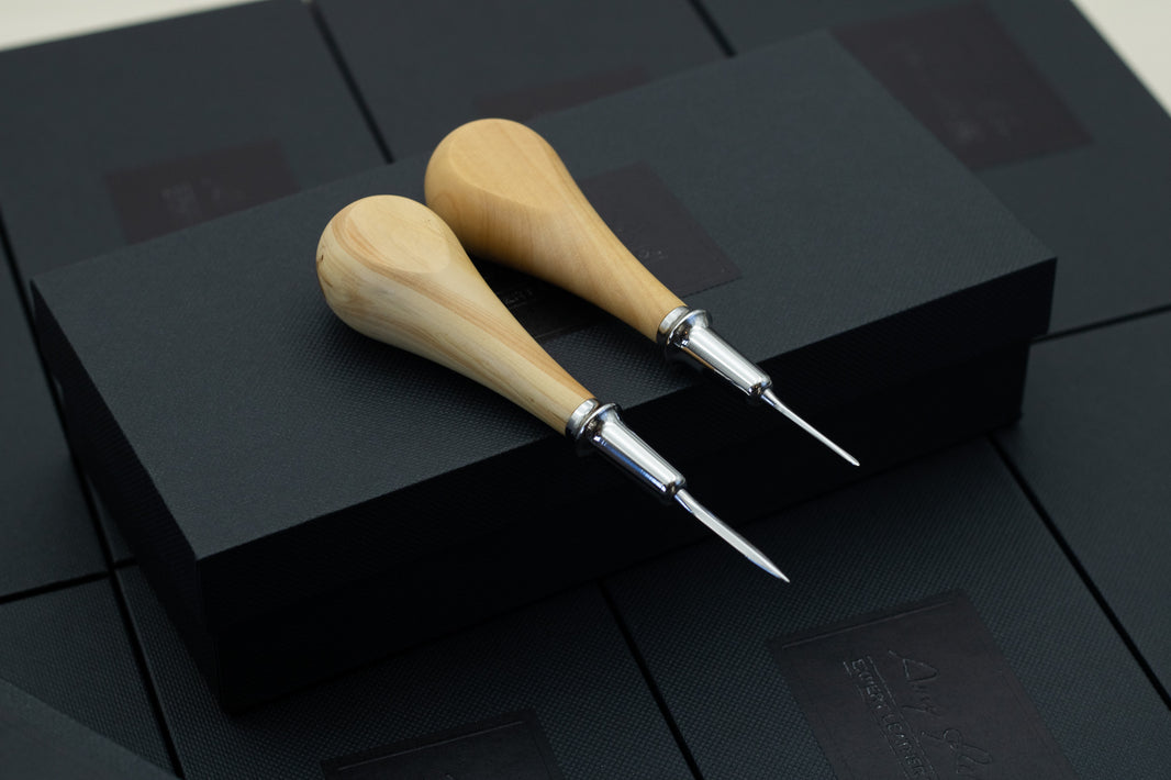 Amy Roke – Van Dijk leather supplies